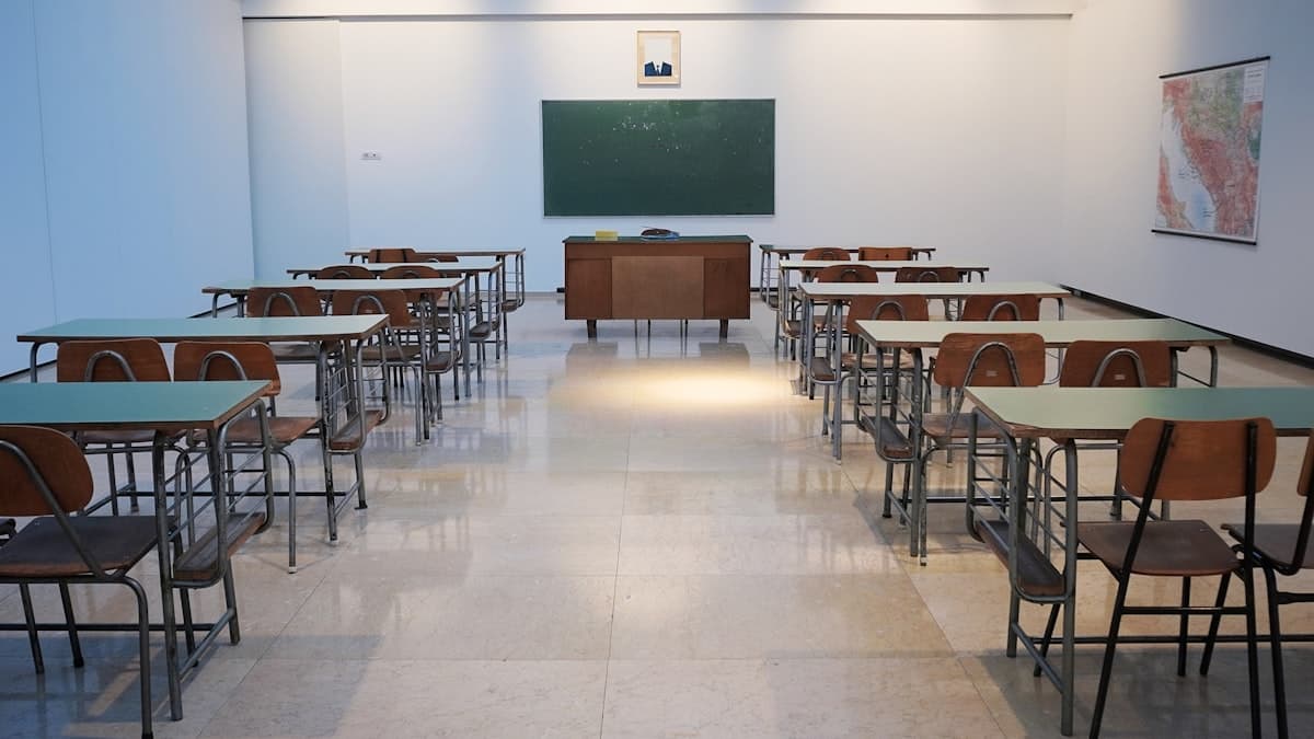 Driving school classroom for provisional licence learners
